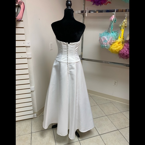 Size 6 White Tea Length Wedding Formal Gown Dress - Picture 2 of 4